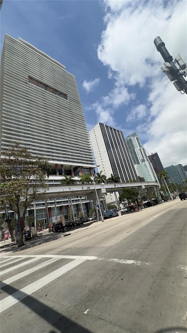 Building Photo - 50 Biscayne Blvd