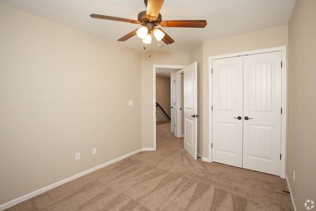 Building Photo - Serrano Townhomes with a finished basement...