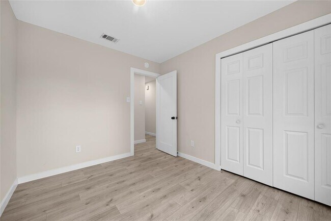 Building Photo - 6222 Wagon Bend