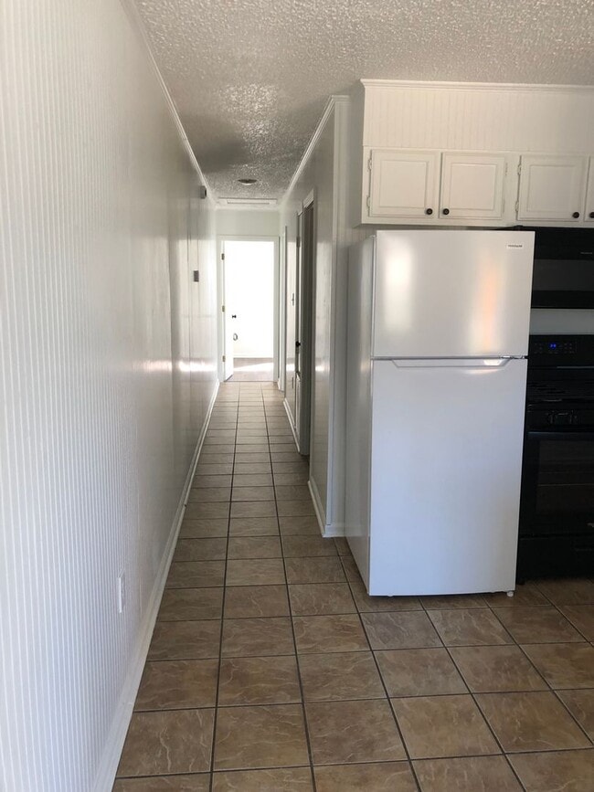 Building Photo - Bald Knob Duplex