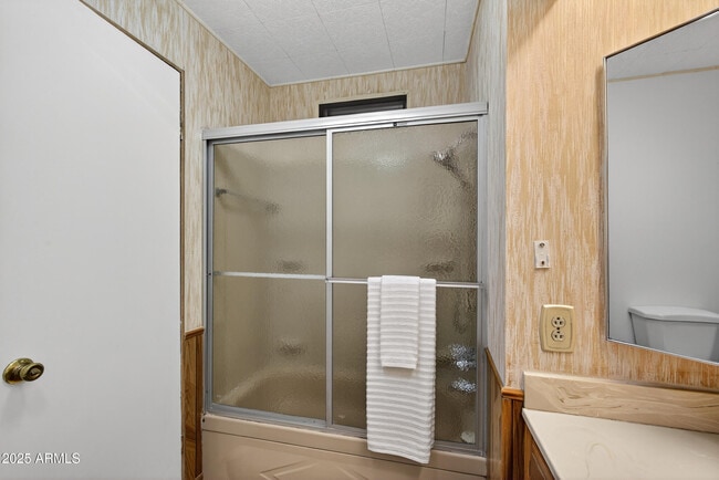 Building Photo - 5807 E Leonora St