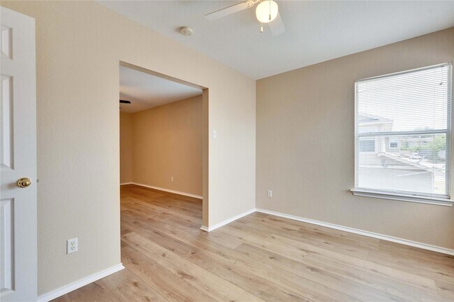 Building Photo - 14116 Harris Ridge Blvd