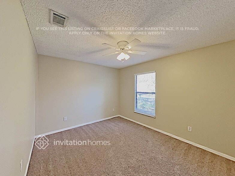 Building Photo - 1563 Oberlin Terrace