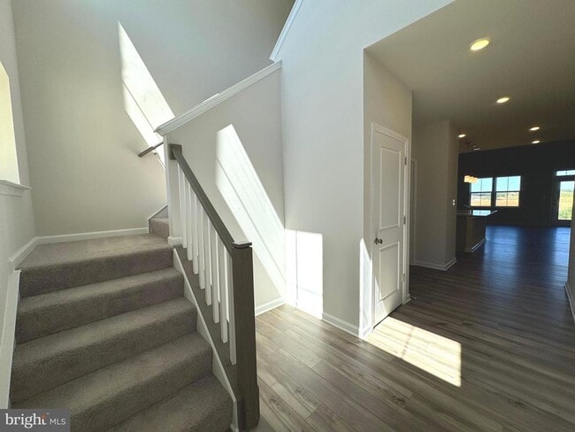 Building Photo - 51 Trout Lily Dr