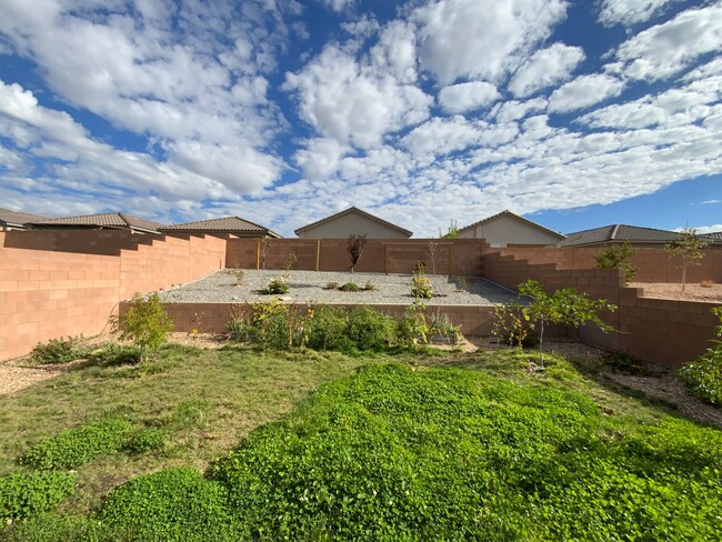 Building Photo - 3 Bedroom Single Story Home Available Near Westside Blvd SE & Unser Blvd SE!