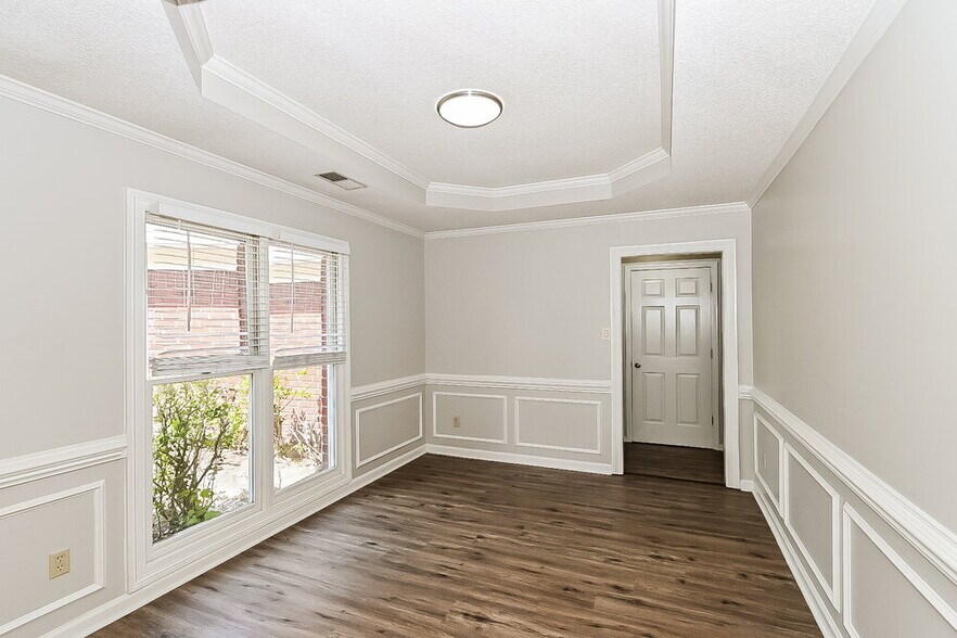 Building Photo - 1740 Meadow River Cove