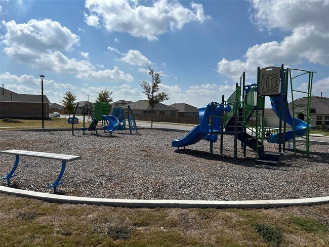 Building Photo - 341 Escondido Cir