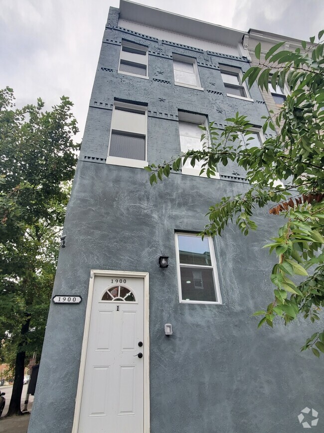 Building Photo - 1900 Druid Hill Ave