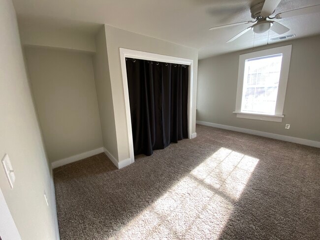 Building Photo - 603 N Gaines St