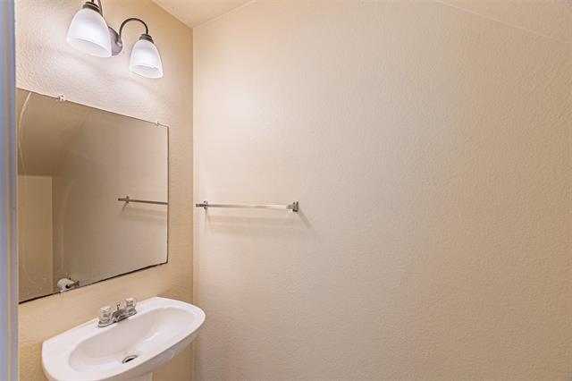 Building Photo - 1620 Red Cloud Dr
