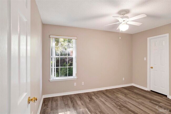 Building Photo - 6348 Summer Lakes Ln