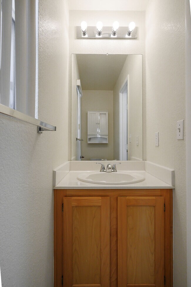 Building Photo - 9555 Malvasia Ct
