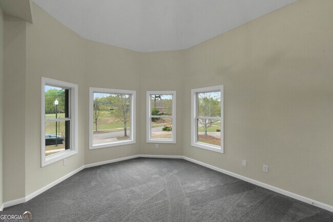 Building Photo - 6048 Golf View Crossing