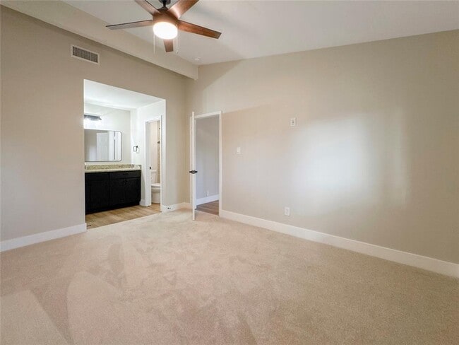 Building Photo - 1502 Glen Burnie Dr