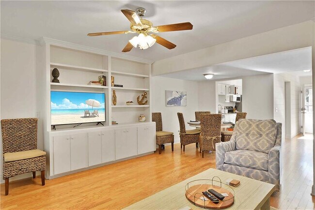 Building Photo - 1000 Sea Island Rd