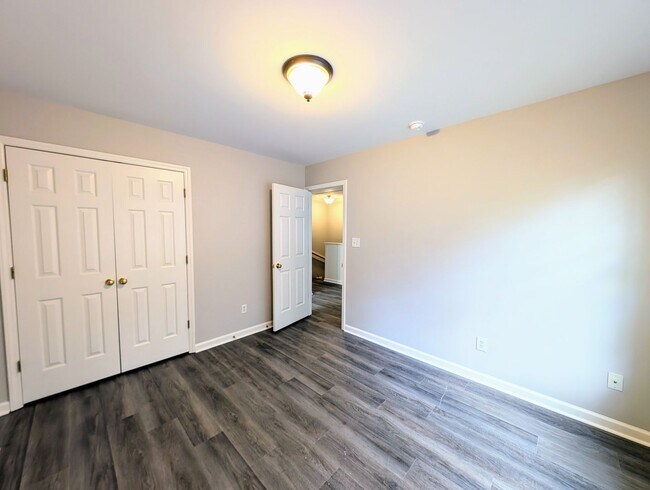 Building Photo - 5804 Neuse Wood Dr