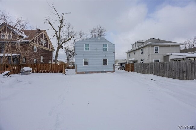 Building Photo - 1629 10th St