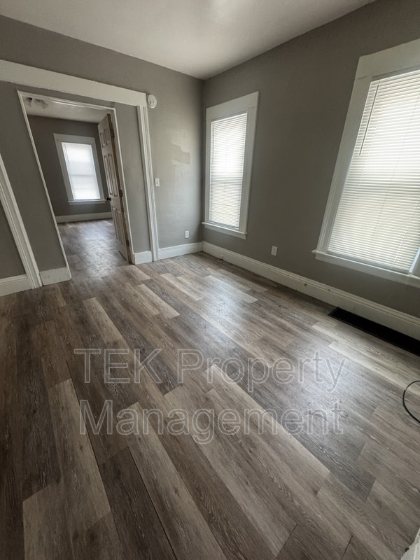 Building Photo - 215-217 Emerson Street