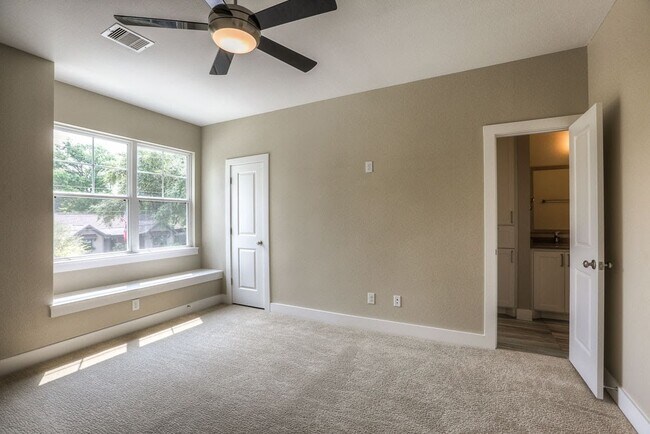 Building Photo - 3619 Alba Rd