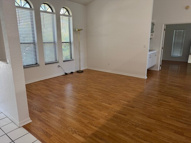 Building Photo - 317 Lanternback Island Dr