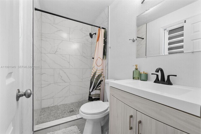 Building Photo - 5920 NE 2nd Terrace