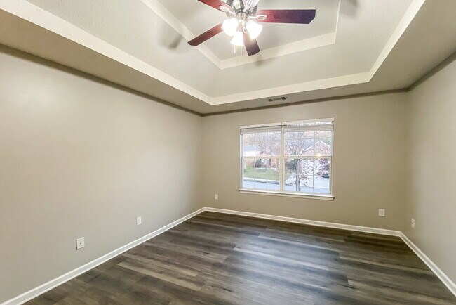 Building Photo - 5347 Sapphire Cir