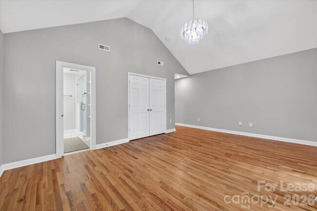 Building Photo - 3920 Haven Dr