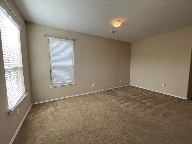 Building Photo - 16006 Arapaho Bend Ln