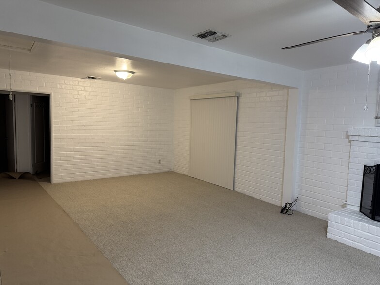 Building Photo - 13300 Herron St