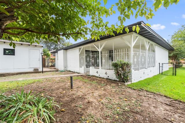 Building Photo - 1231 Fordham Rd