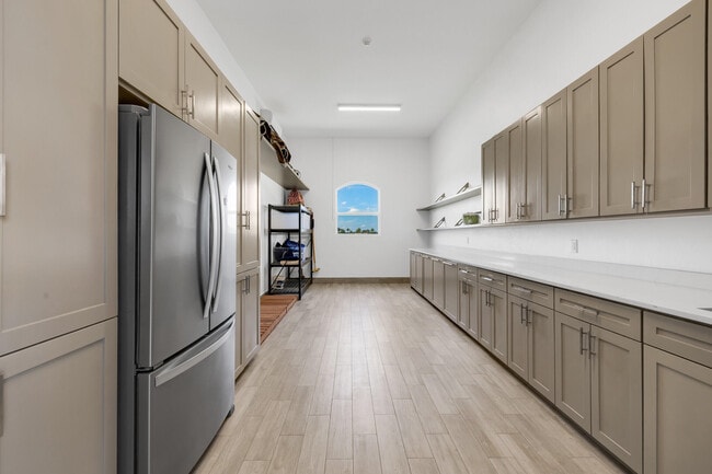 Building Photo - 5181 Lasso Wy