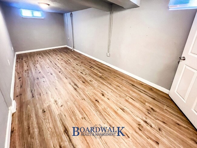 Building Photo - 1327 Illinois Ave