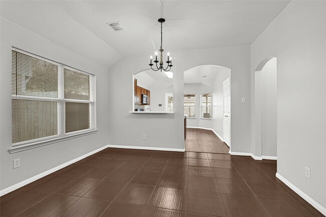 Building Photo - 1831 Mickle Creek Dr