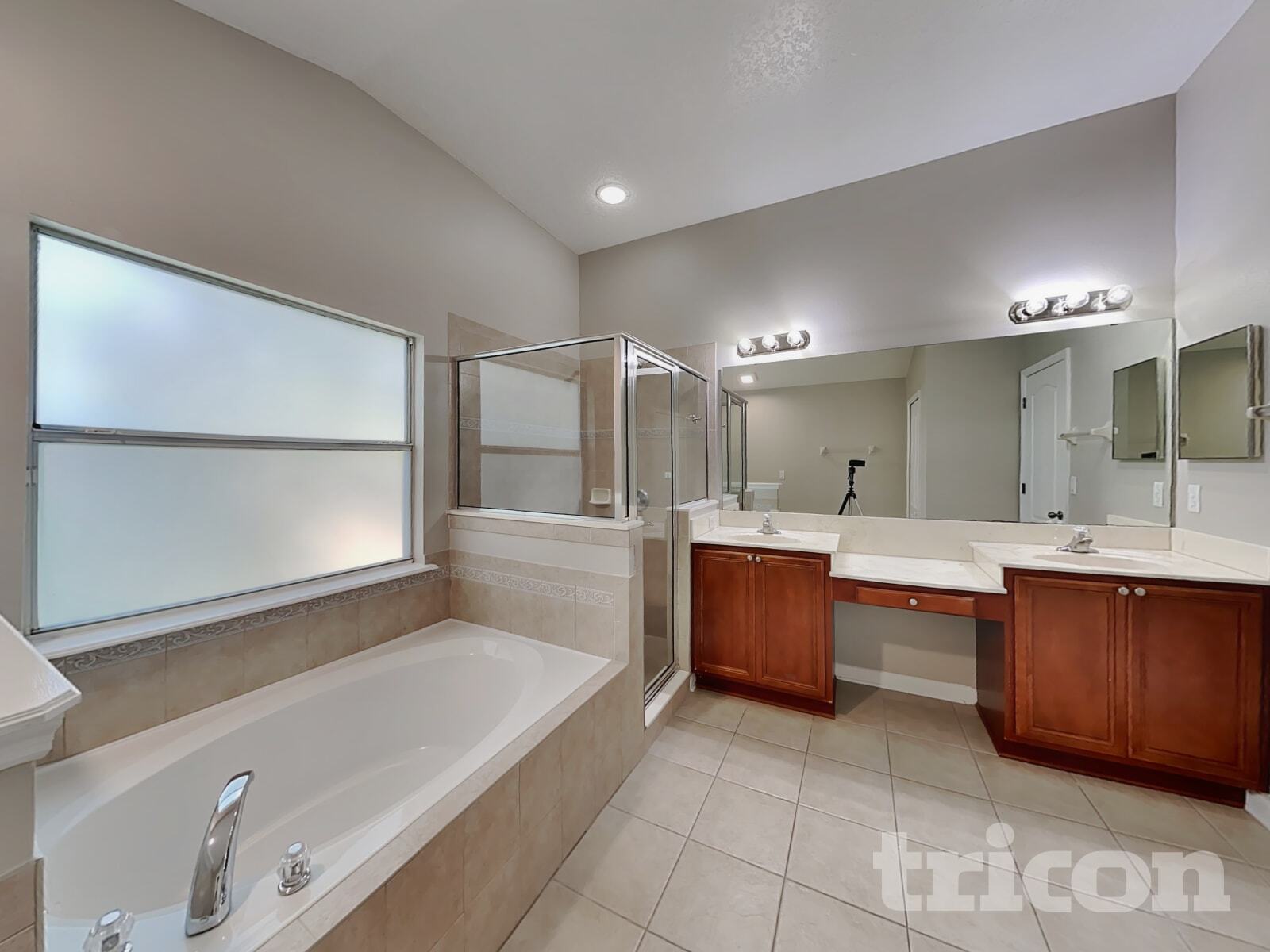 Building Photo - 10818 Birchard Ln