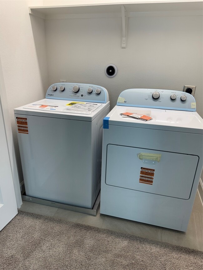 Building Photo - 3323 Full Bellied Ln