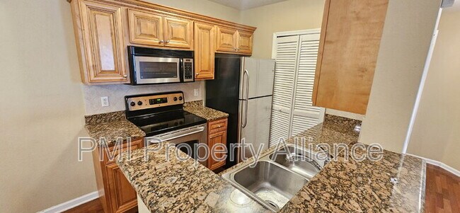 Primary Photo - 4340 S Kirkman Rd
