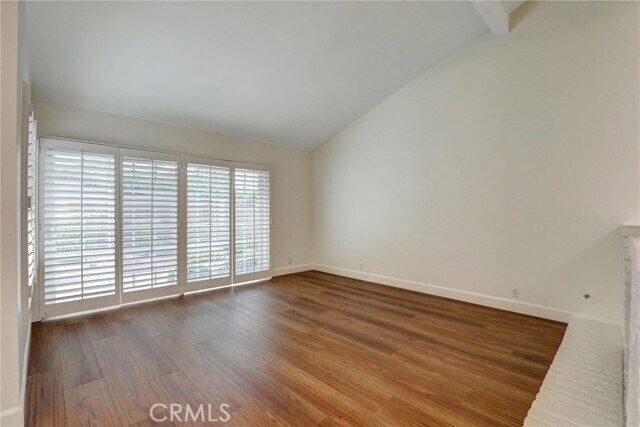 Building Photo - 16 Sycamore Creek