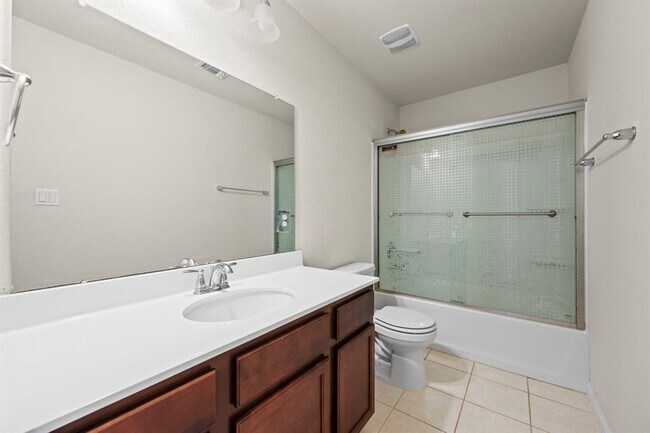 Building Photo - 5406 Traviston Dr