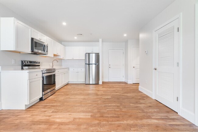 Building Photo - 5 Paul Francis Way