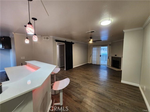 Building Photo - 1200 Gaviota Ave