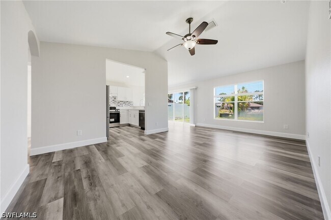 Building Photo - 4621 25th St SW