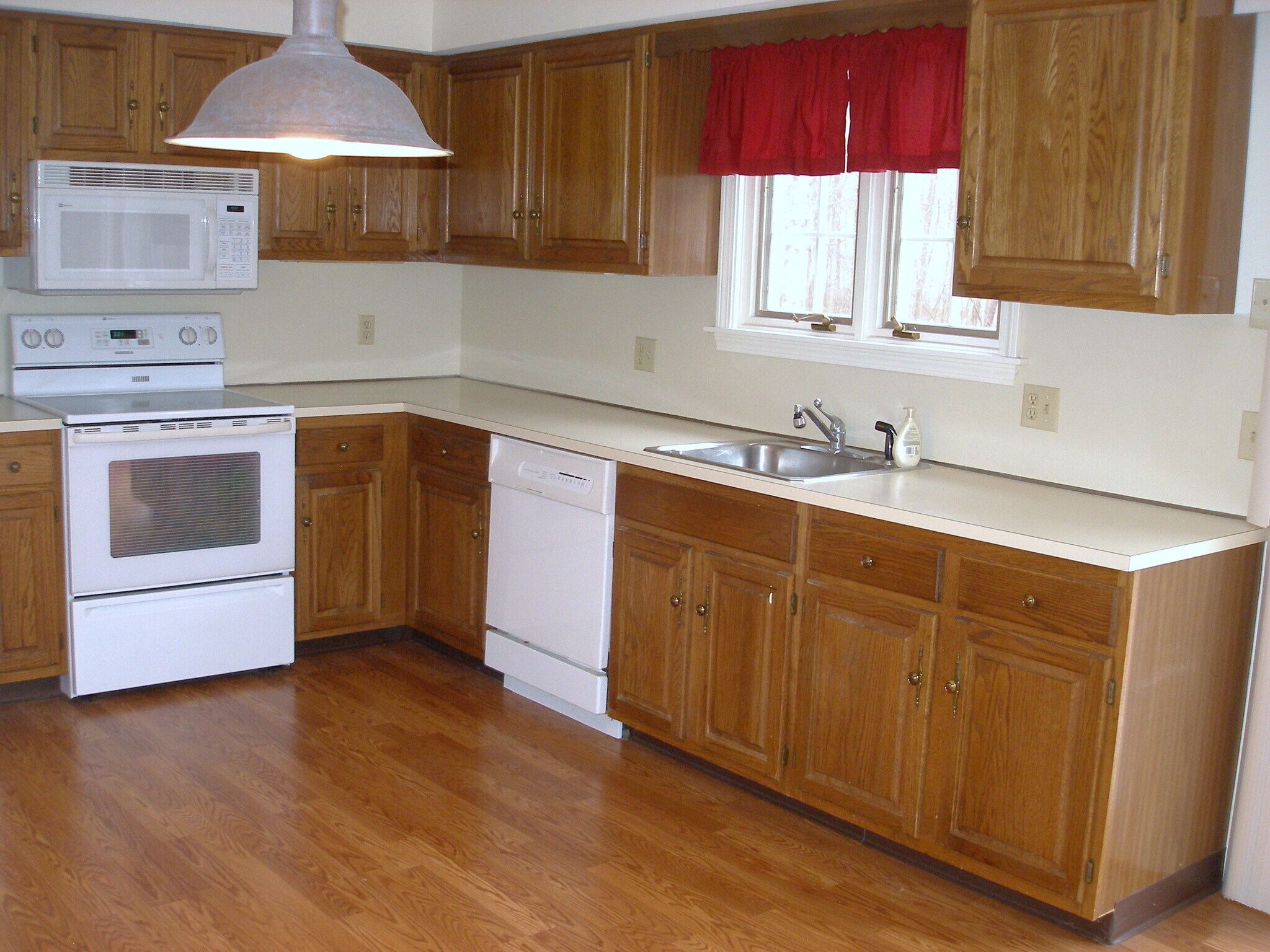 Kitchen - 25 Founders Village