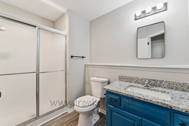 Building Photo - 6620 W 152nd St