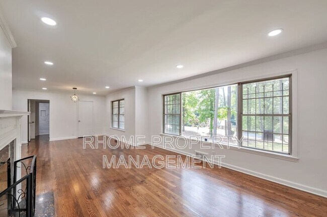 Building Photo - 1332 Willis Mill Rd SW