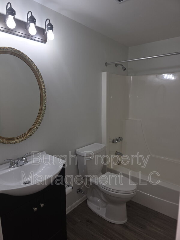 Building Photo - 149 Hunting Creek Rd