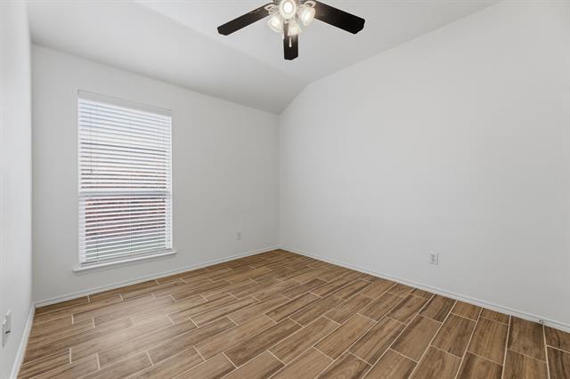 Building Photo - 1011 Meadow Green Ct