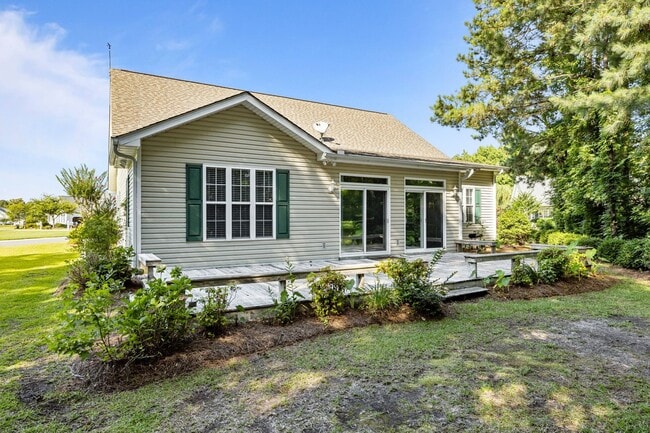 Building Photo - Four Bed Brandywine Home Available Now