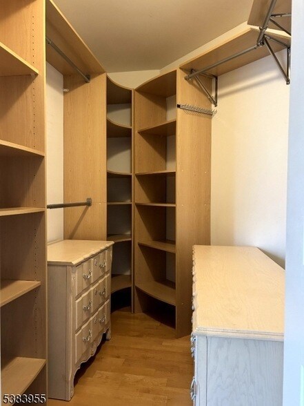 Building Photo - 27 Kingfisher Ct