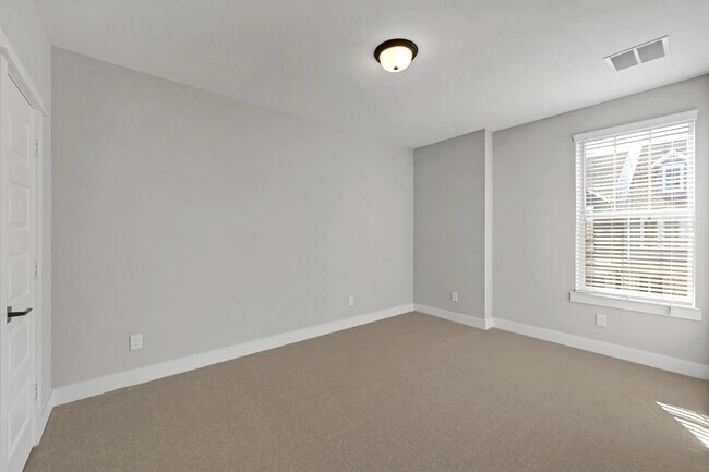 Building Photo - 10972 Swang Link Dr