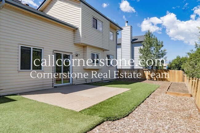 Building Photo - 6650 Chantilly Pl